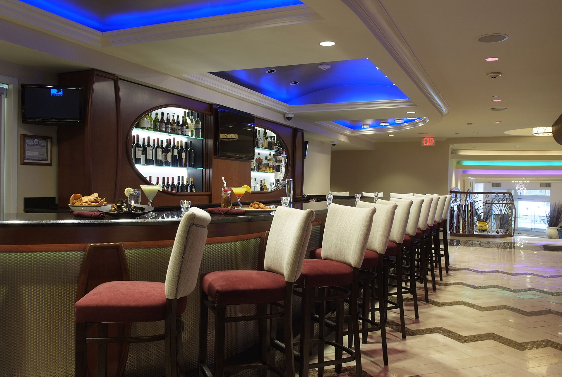 marco polo bar and lounge