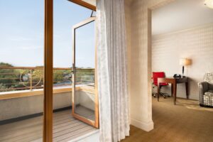 Luxury Accommodations - Viana Hotel & Spa